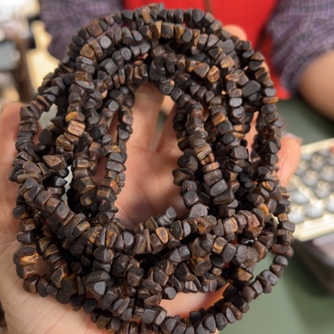 沉香手串乌身虫漏沉水14克卡0.5多样性发1条