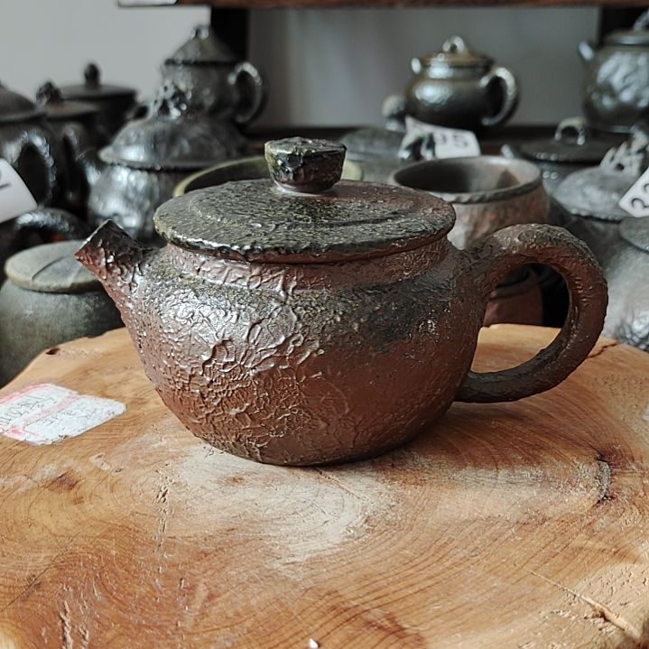 坭兴陶纯柴烧全手工泥纹茶壶