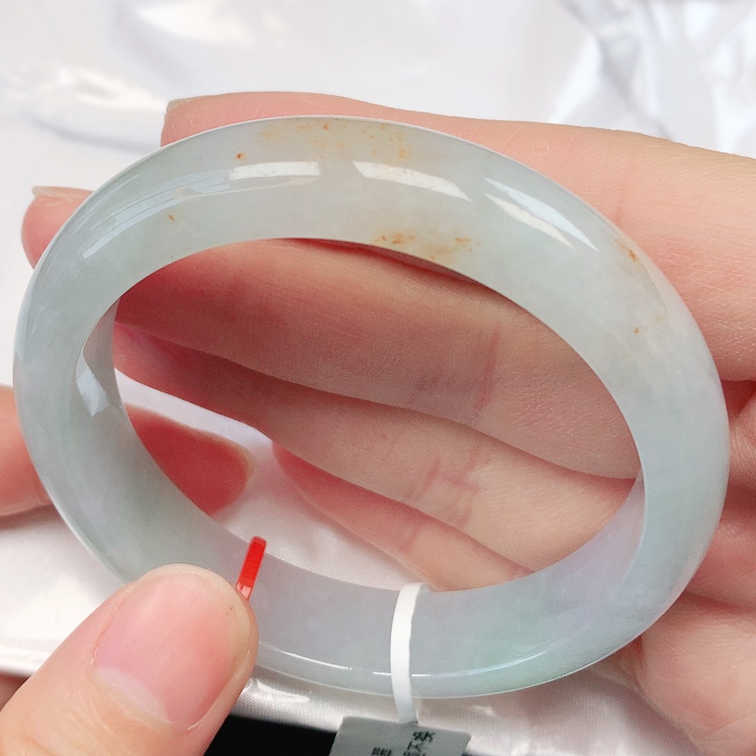 翡翠手镯未镶嵌抖音632