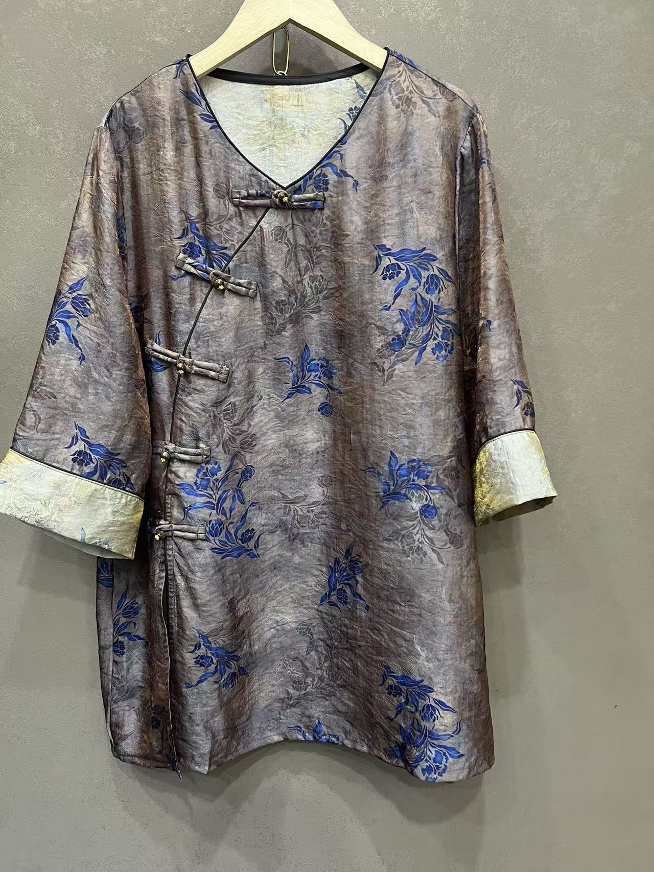 P-39盘扣女款上衣