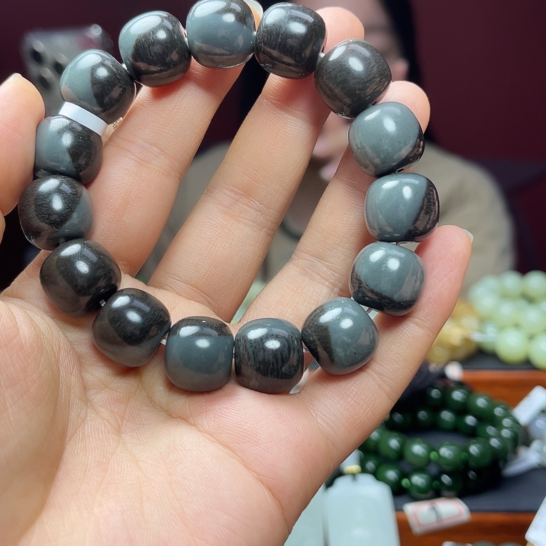 和田玉未镶嵌手链