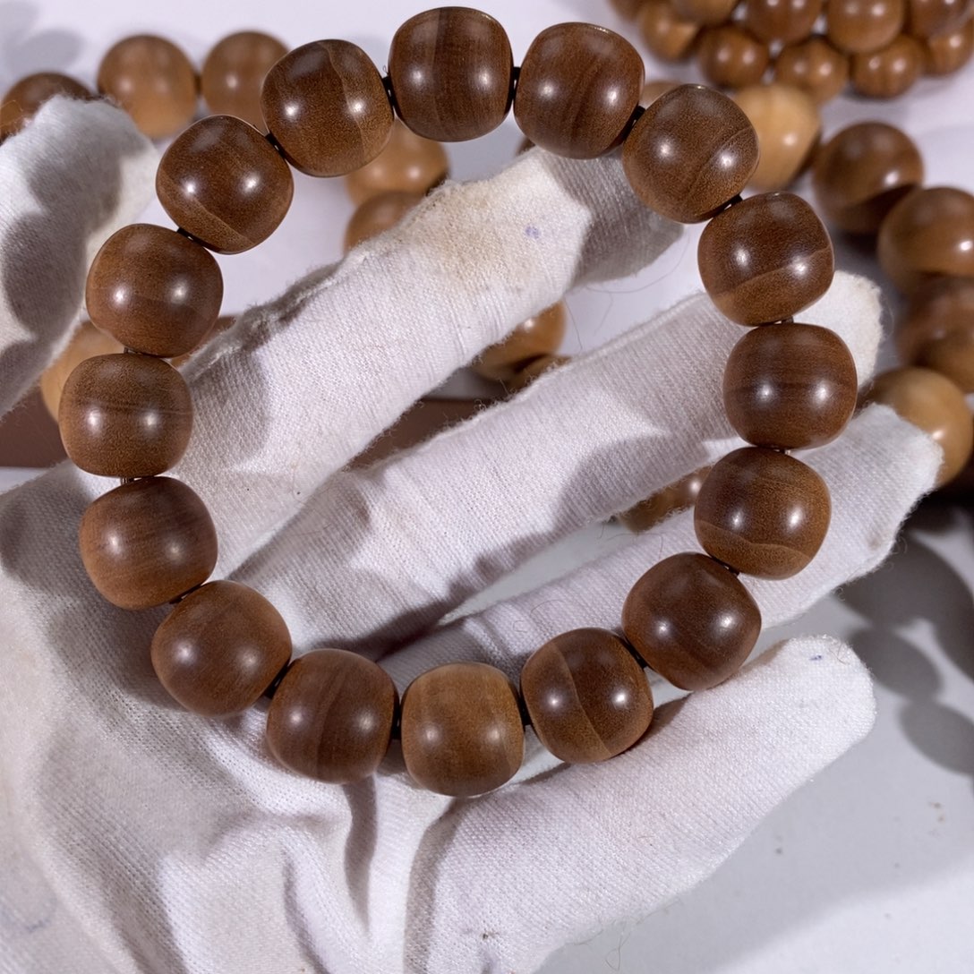 乖***知檀香木无事牌横纹黑肉老料13*14大福利活动