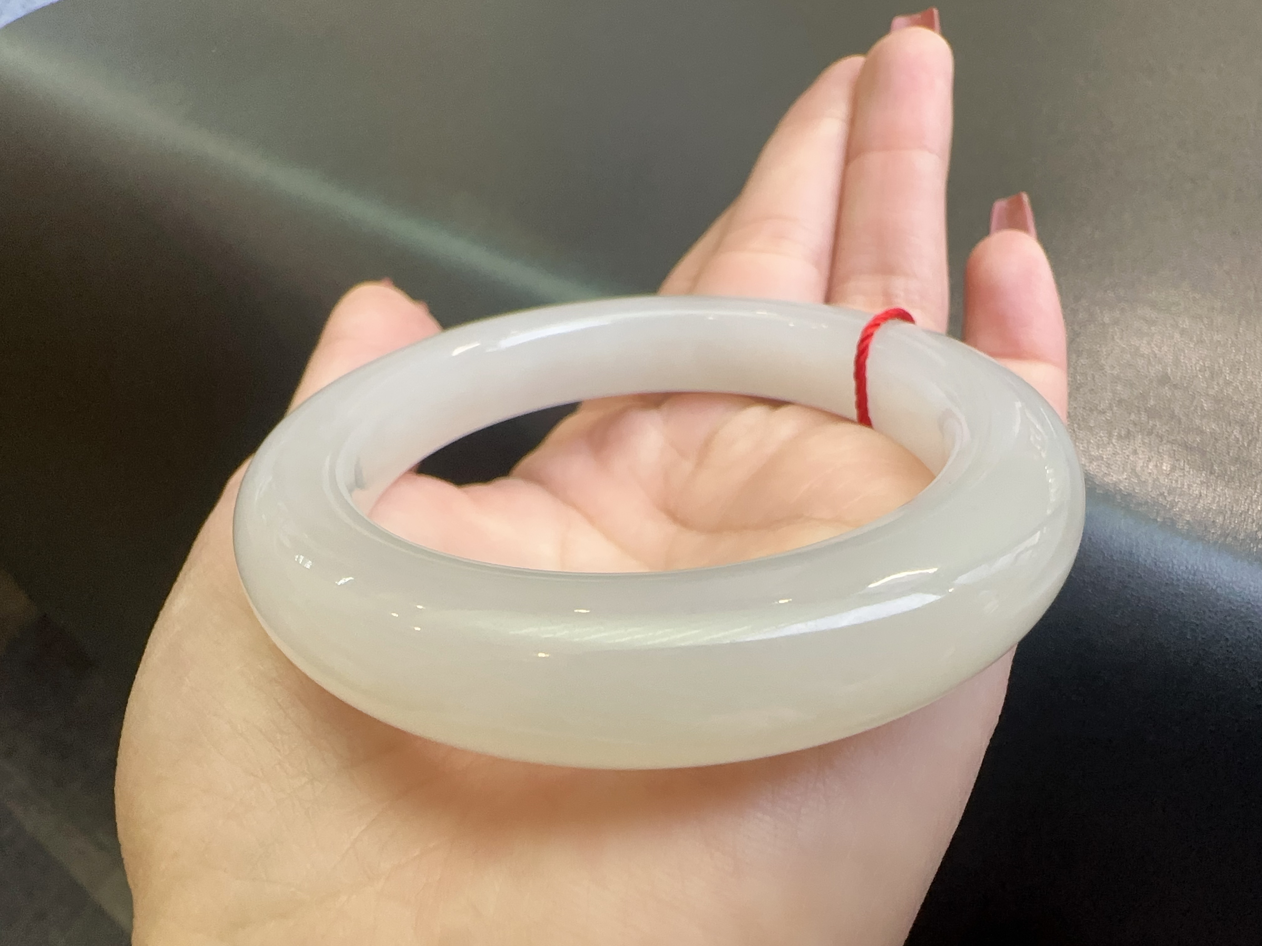 和田玉手镯 浅色 烟紫色 55圈口