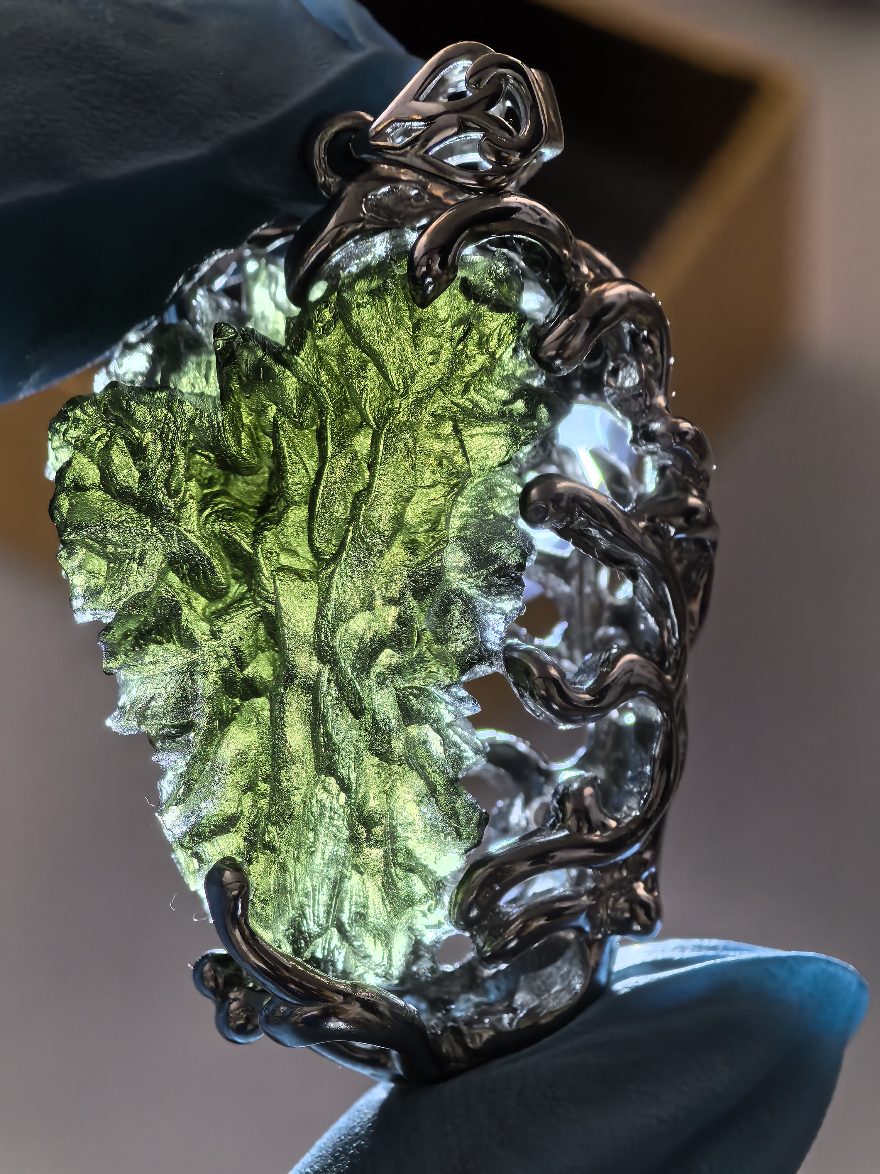 捷克陨玻璃陨9.2克原石 刺猬 镶嵌后22克 海浪 moldavite天然真品