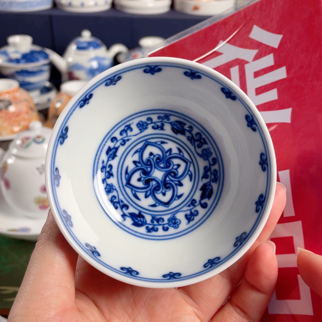 景德镇瓷器研究中心主任