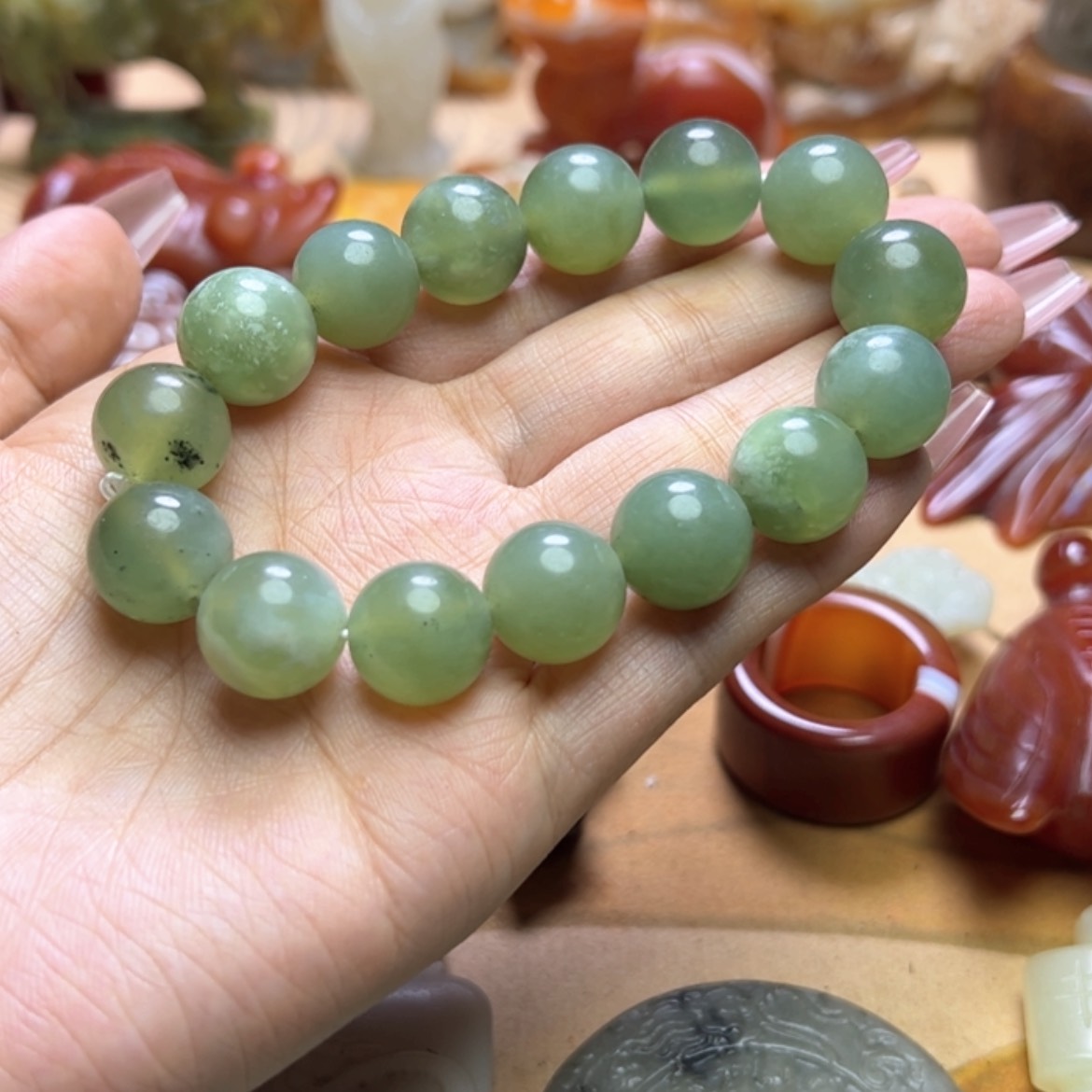 【闪购商品】蛇纹石玉颈饰未镶嵌