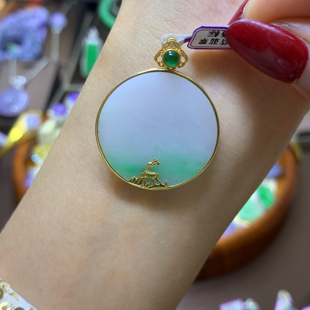 【闪购商品】翡翠颈饰18K金镶嵌翡翠