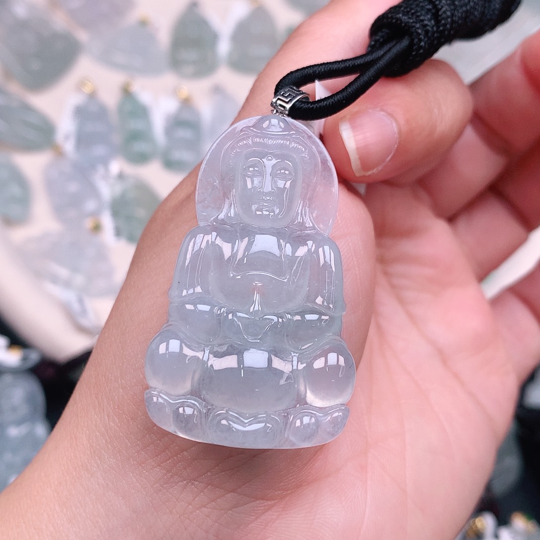 翡翠颈饰18K金镶嵌冰胶观音