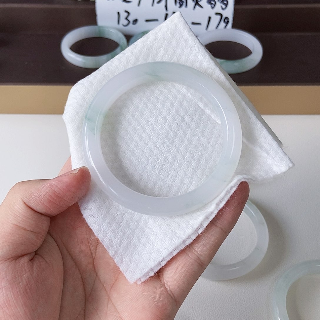 石英质玉手镯合金