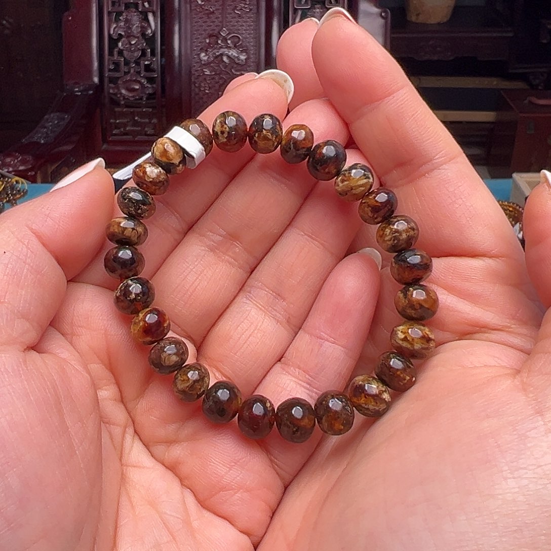 琥珀裸石未镶嵌抚顺琥珀20515-1。8m m