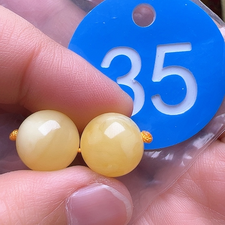 蜜蜡裸石未镶嵌11.5m m