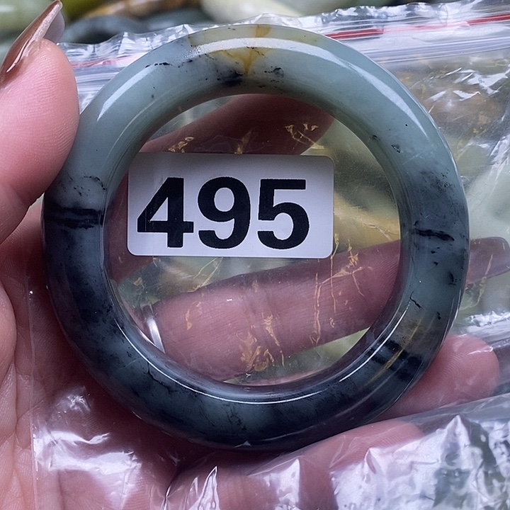 未***了蛇纹石玉未镶嵌手镯