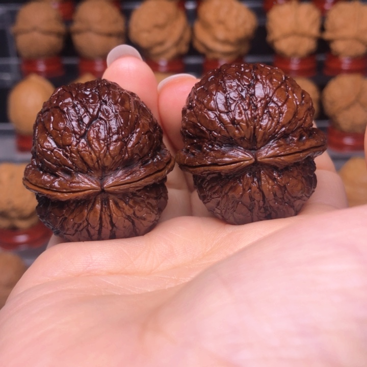 文玩核桃吊坠45紫气东来