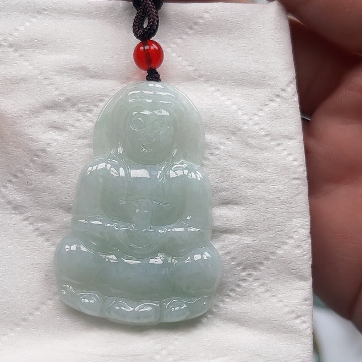 翡翠未镶嵌颈饰挂件