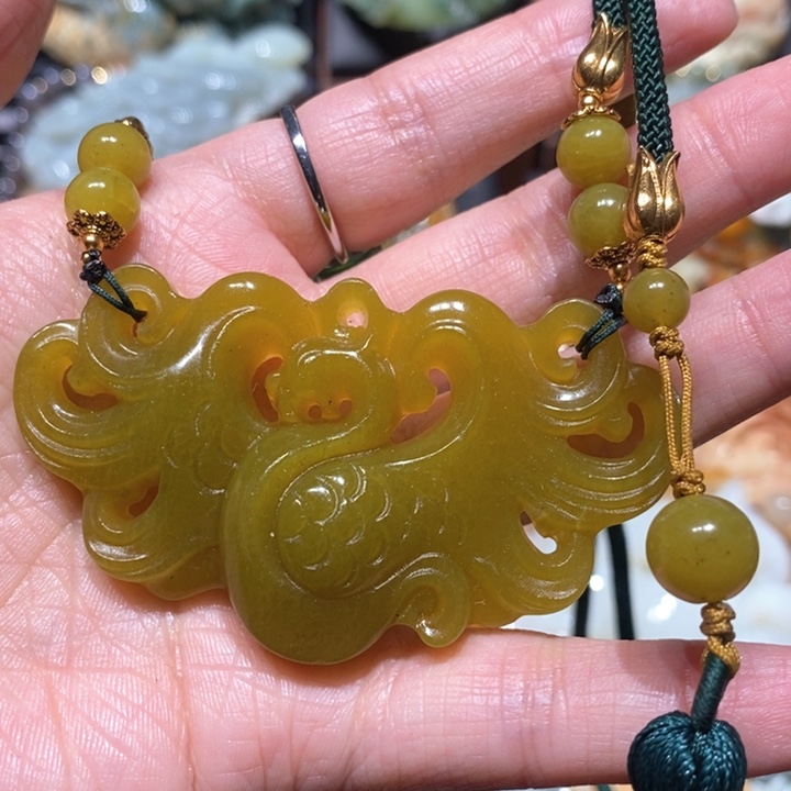 岫玉毛衣链未镶嵌