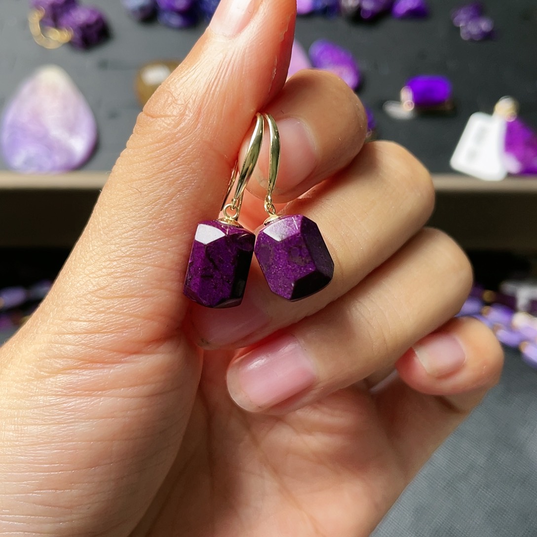 苏纪石（舒俱来）耳钩18K金镶嵌