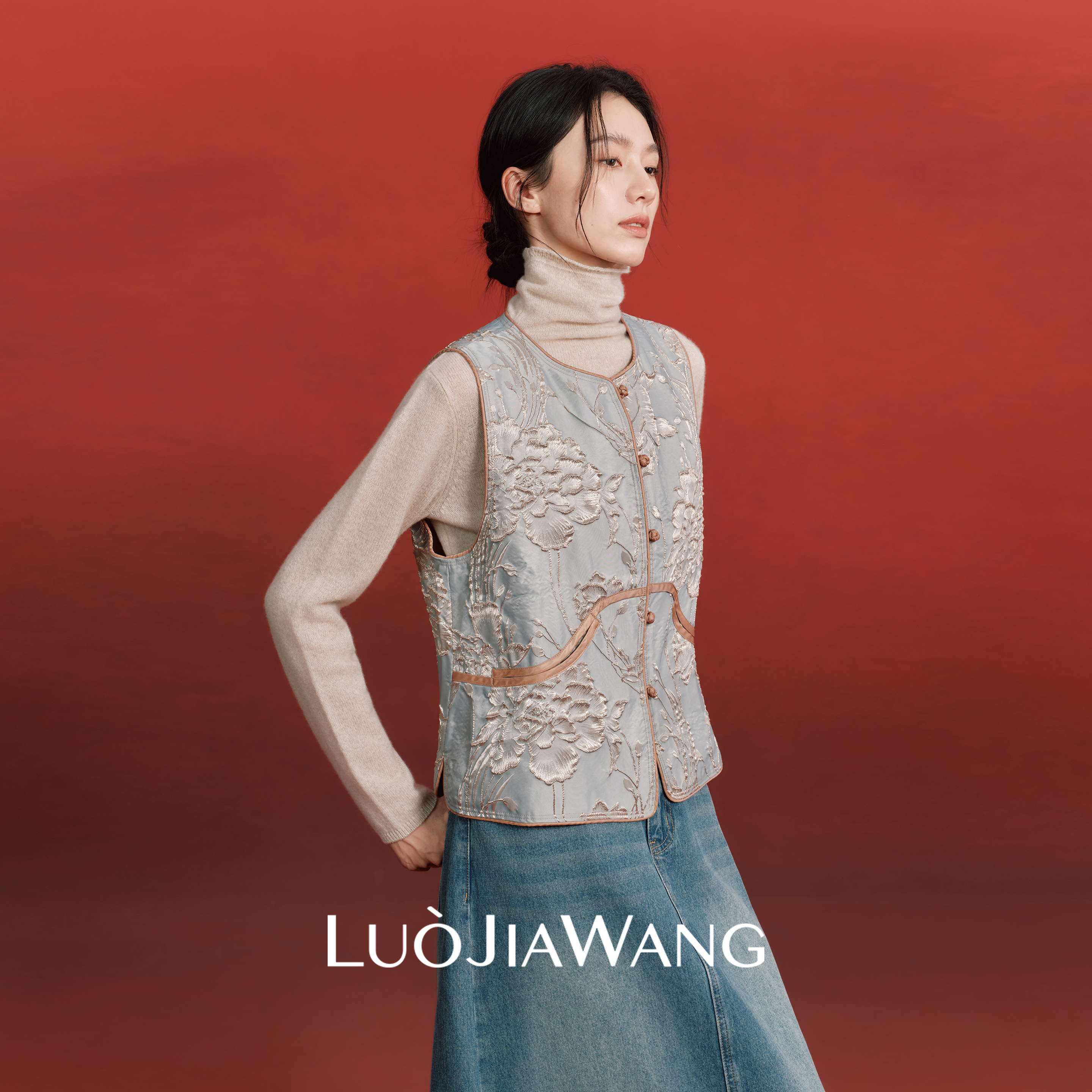 95鹅马甲女中式提花保暖通勤复古外搭无袖马甲LUOJIAWANG【泅花青】