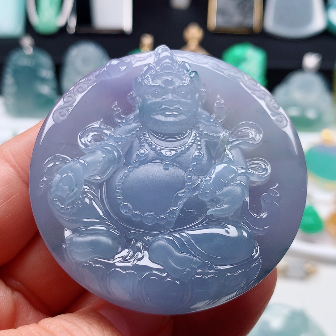 翡翠颈饰未镶嵌黄财神