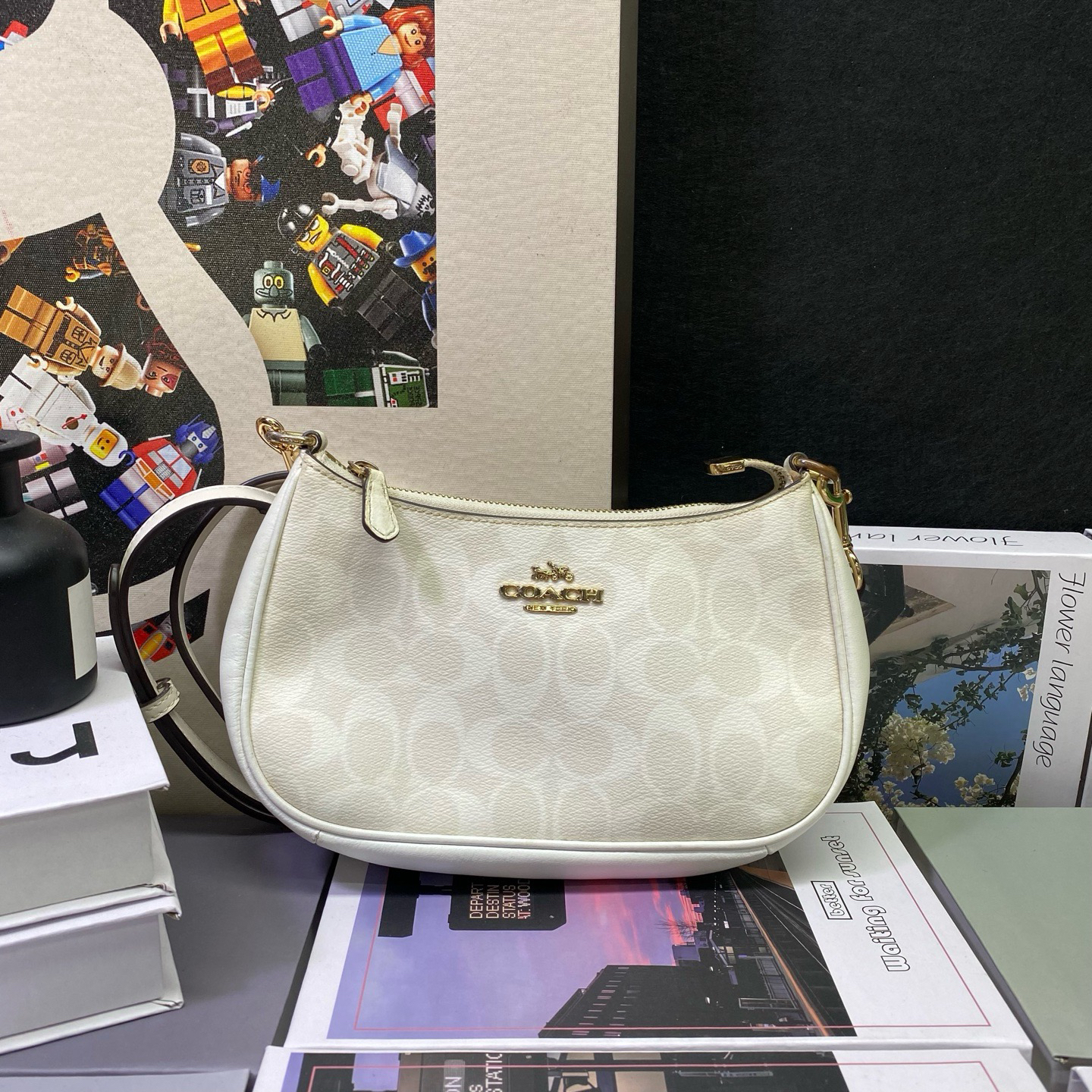 90新 COACH/蔻驰 22747斜挎包23*13