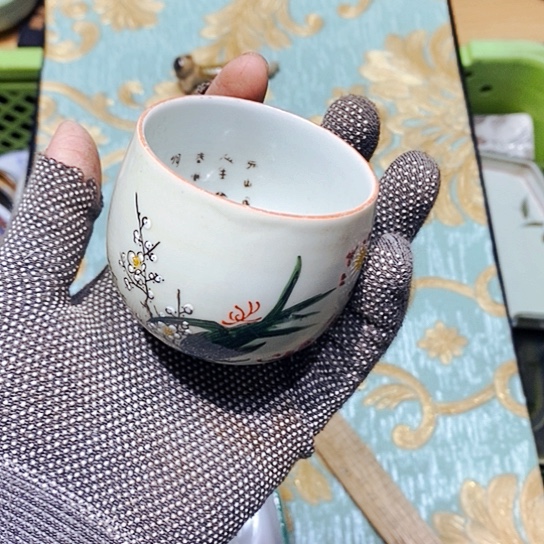 瓷片新年快乐。万事如意