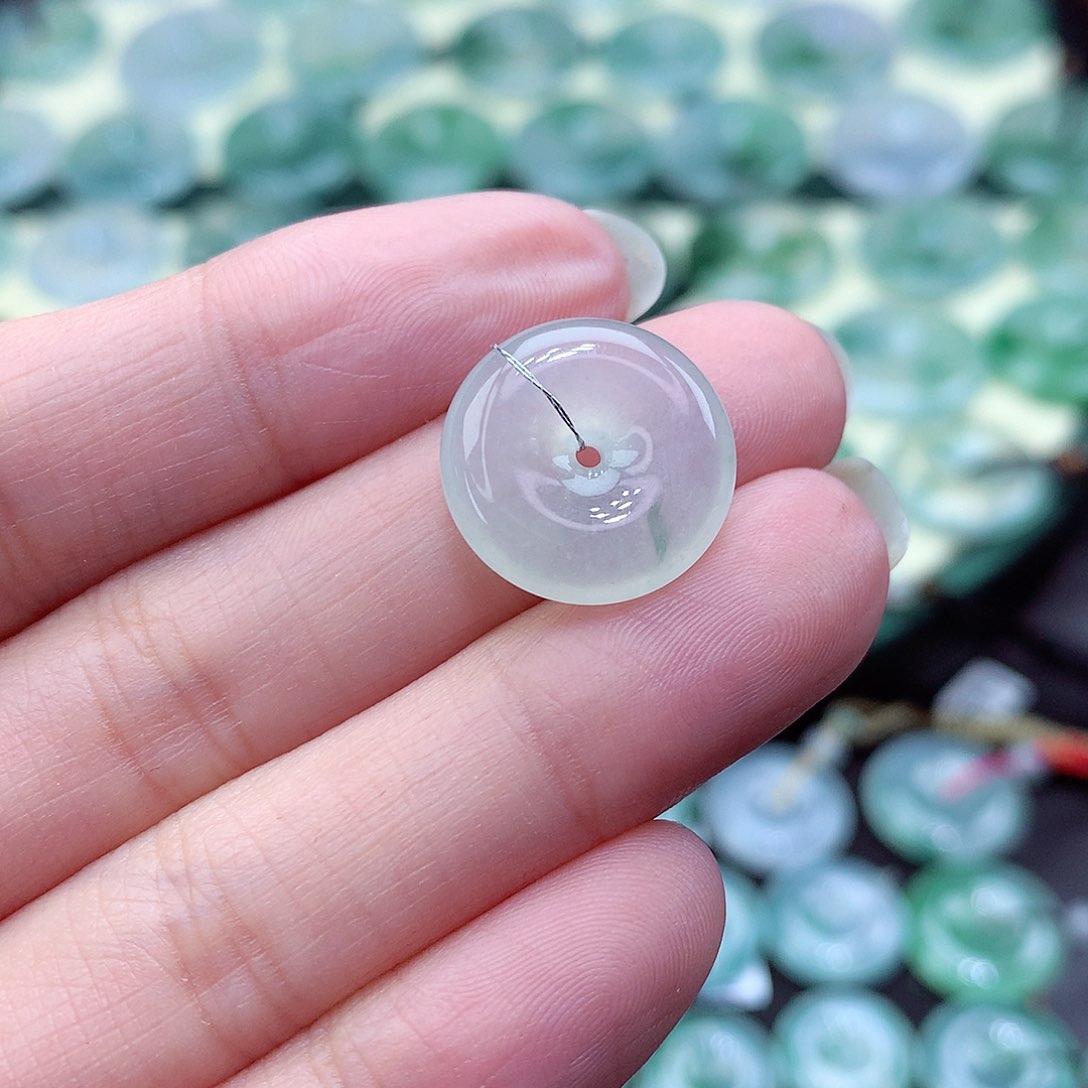 翡翠颈饰未镶嵌尺寸16.9-5.0