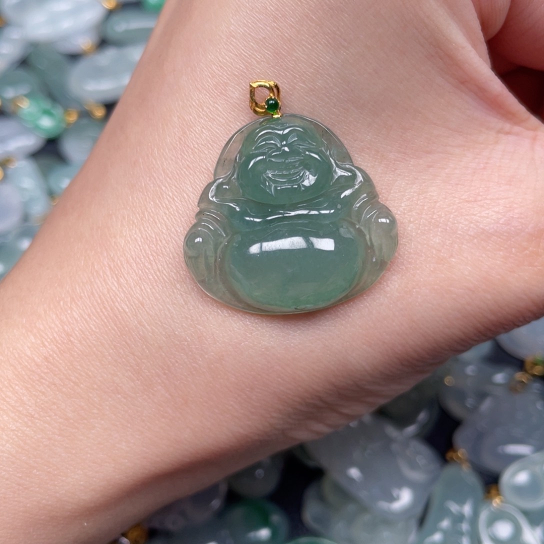 翡翠颈饰18K金镶嵌佛公