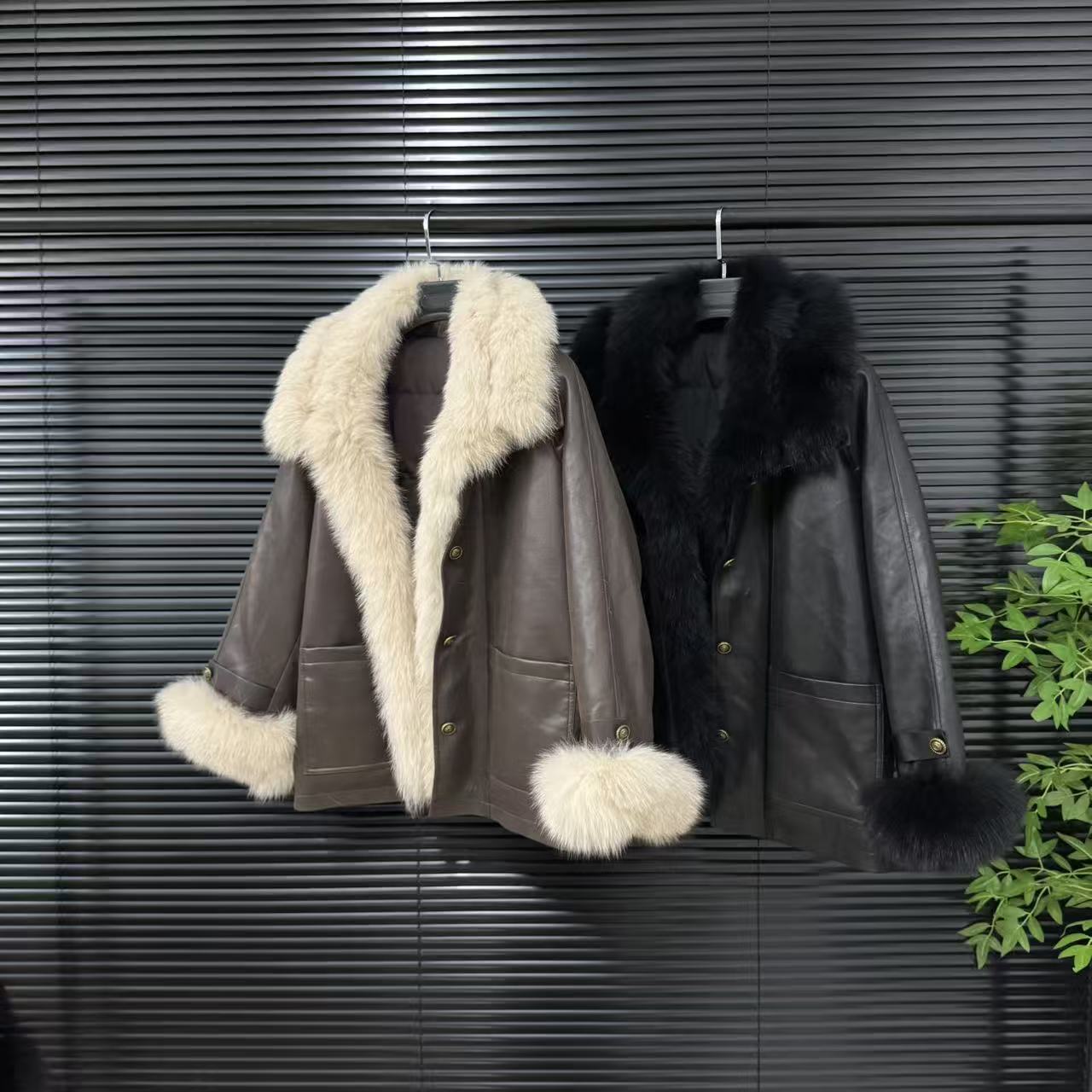 空气层雪花绒时尚百搭女款短外套6323-2