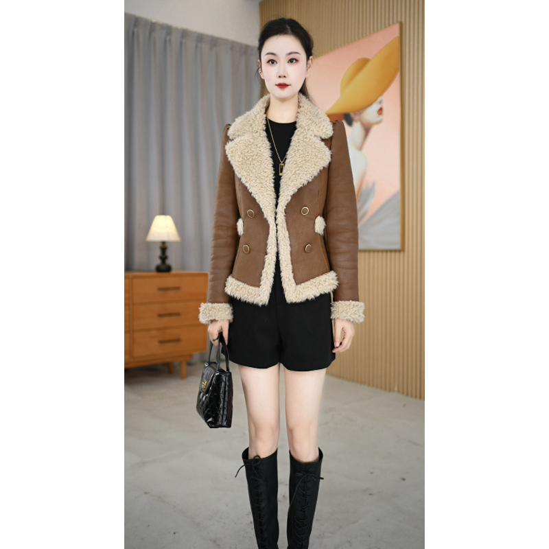 【外套】2025冬季新款加厚保暖时尚优雅休闲通勤保暖女士外套