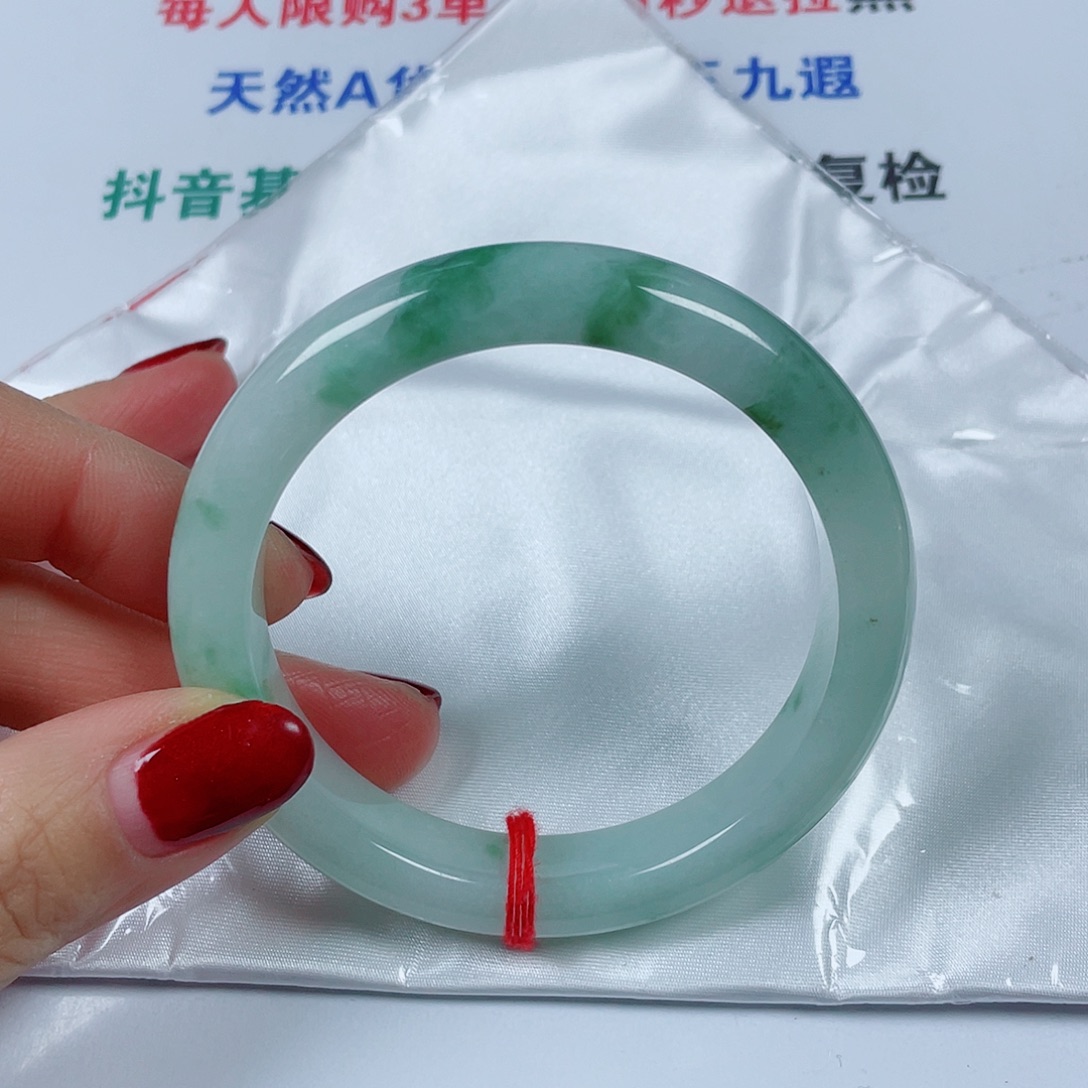 翡翠未镶嵌手镯圈口60宽12.5厚9