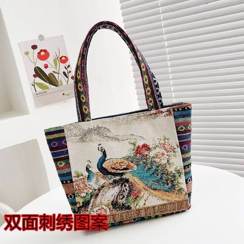 孔雀图案刺绣帆布手提包女民族风手拎包休闲妈咪手拎饭盒袋小布包