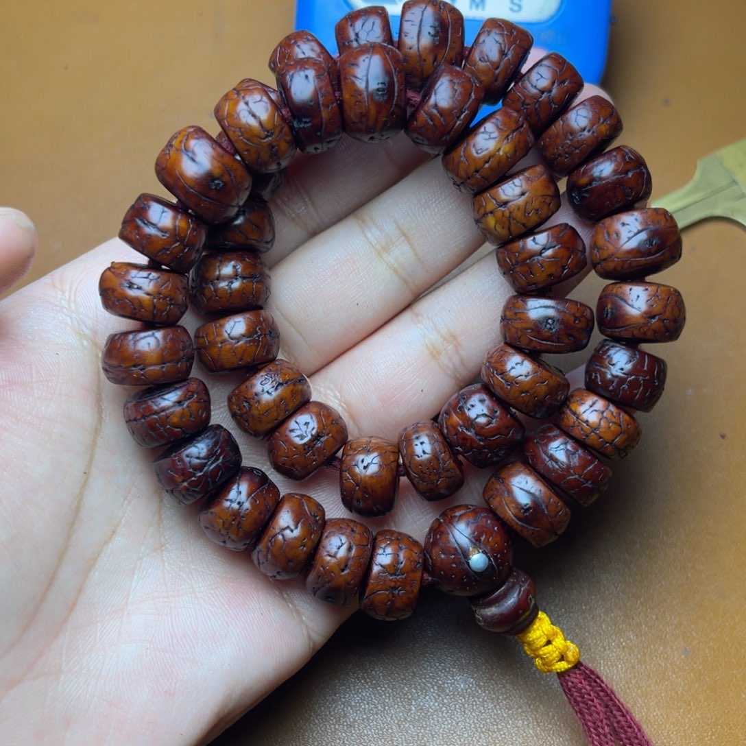 星***郎玻璃颈饰啦啦啦啦啦啦