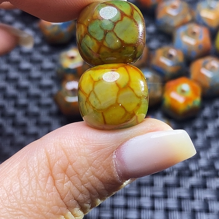 宝***哥玛瑙/玉髓未镶嵌颈饰