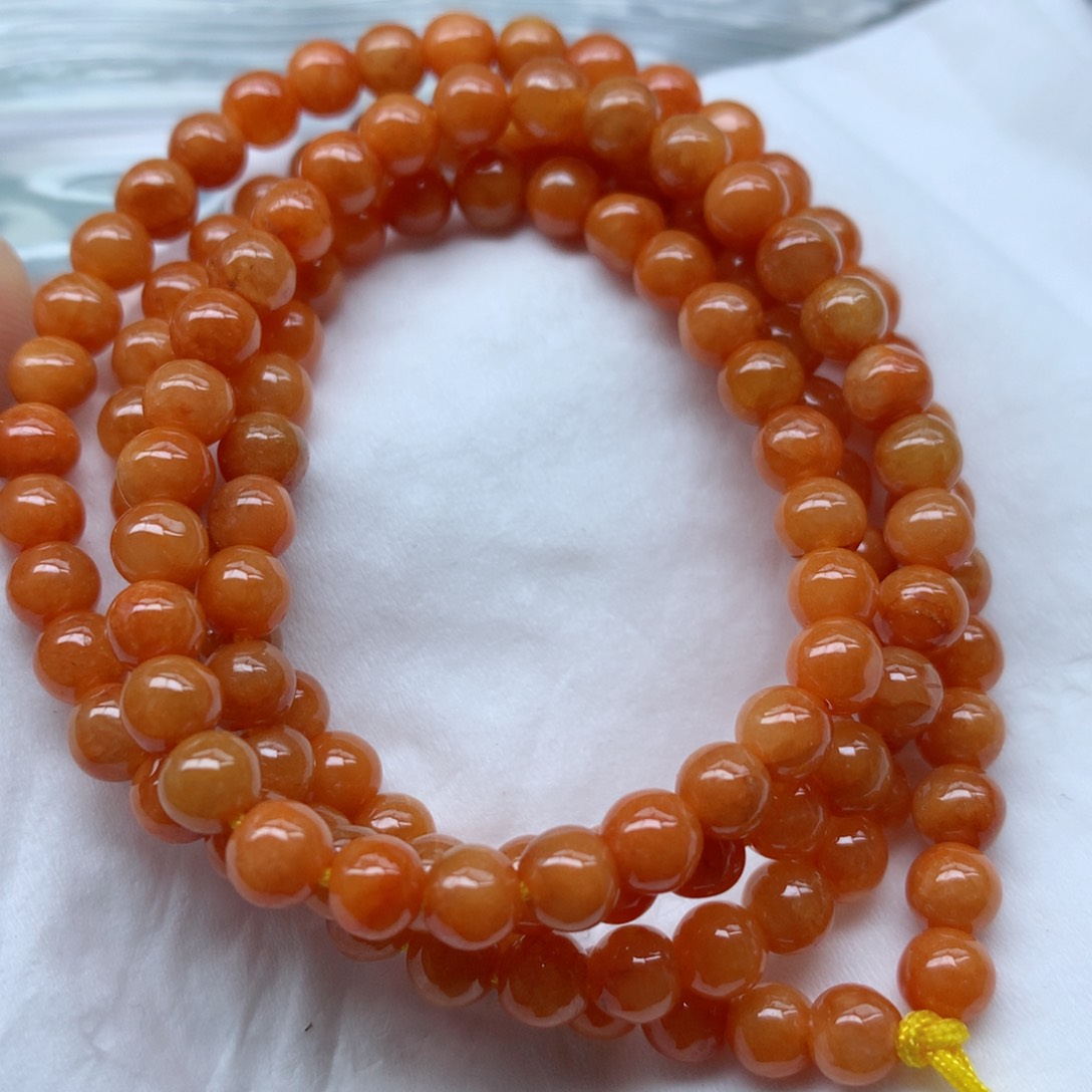 翡翠颈饰未镶嵌吊坠