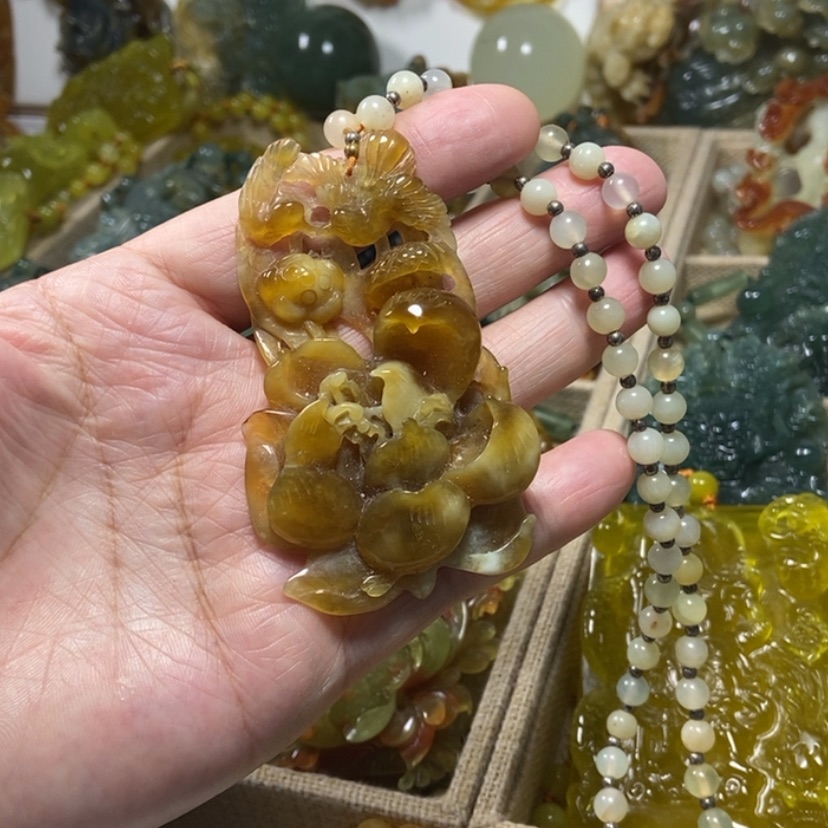 【闪购商品】未镶嵌蛇纹石玉颈饰