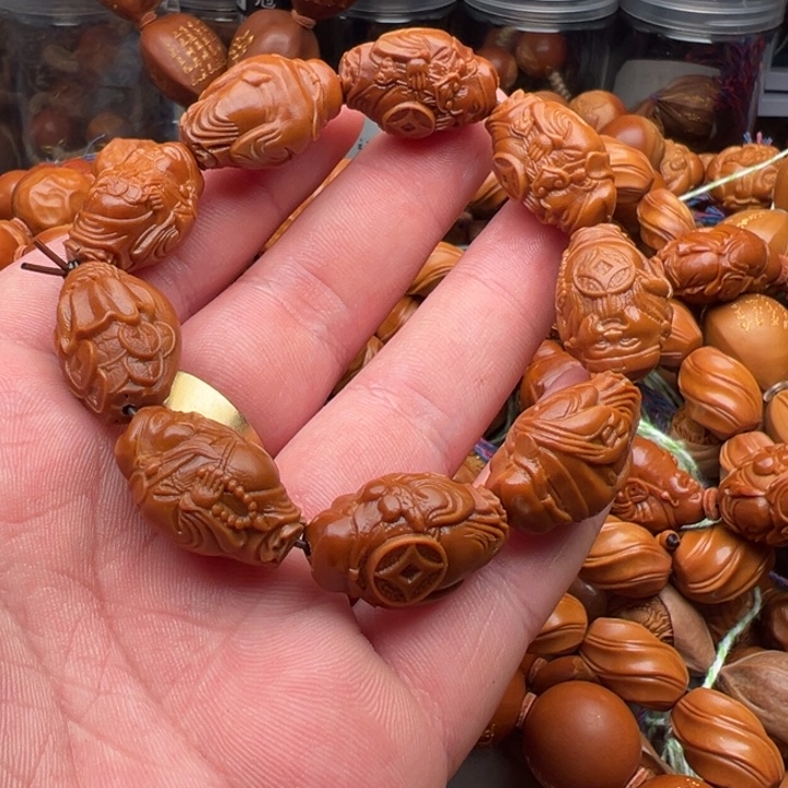 橄榄核手串/手链1.6财神