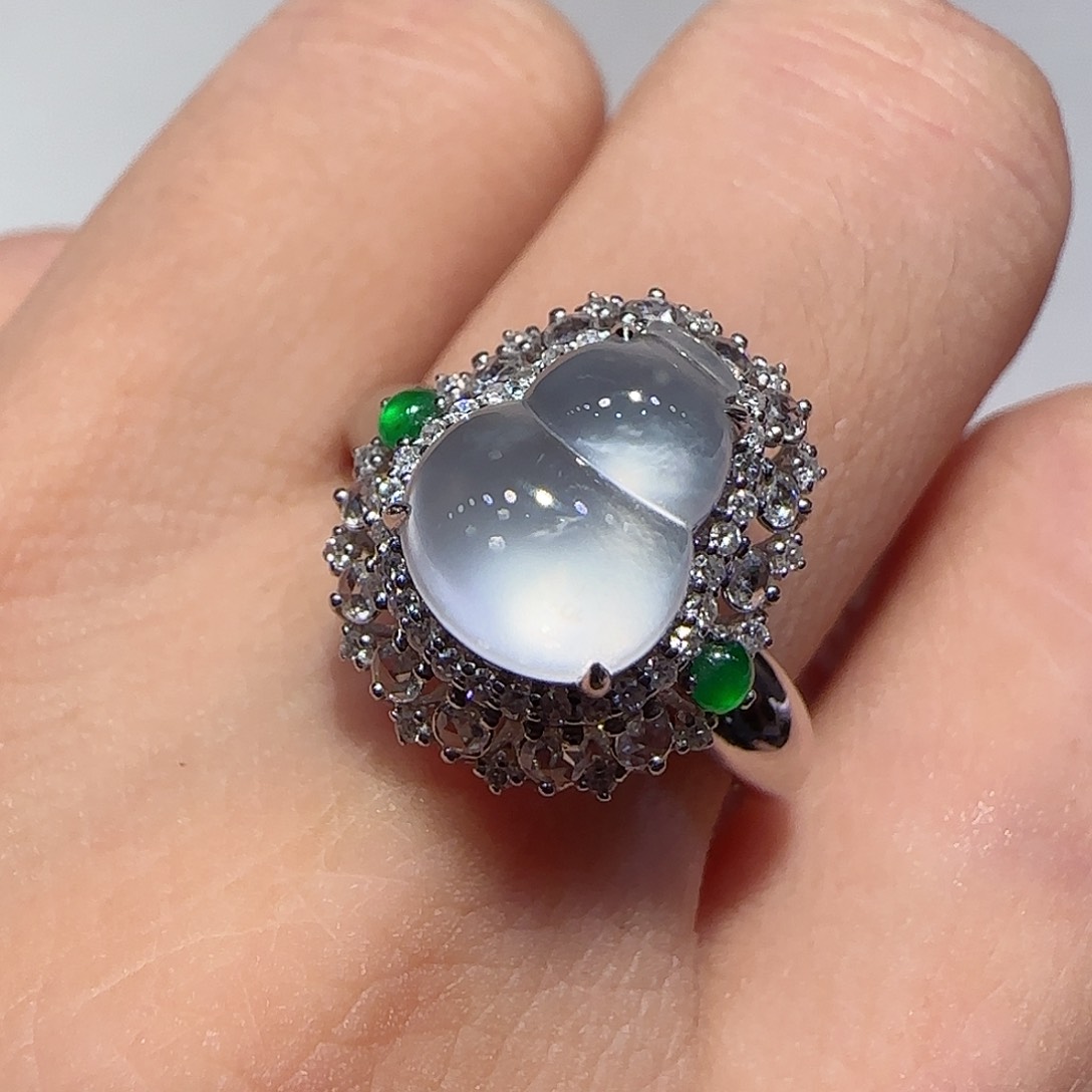 翡翠戒指18K金镶嵌葫芦