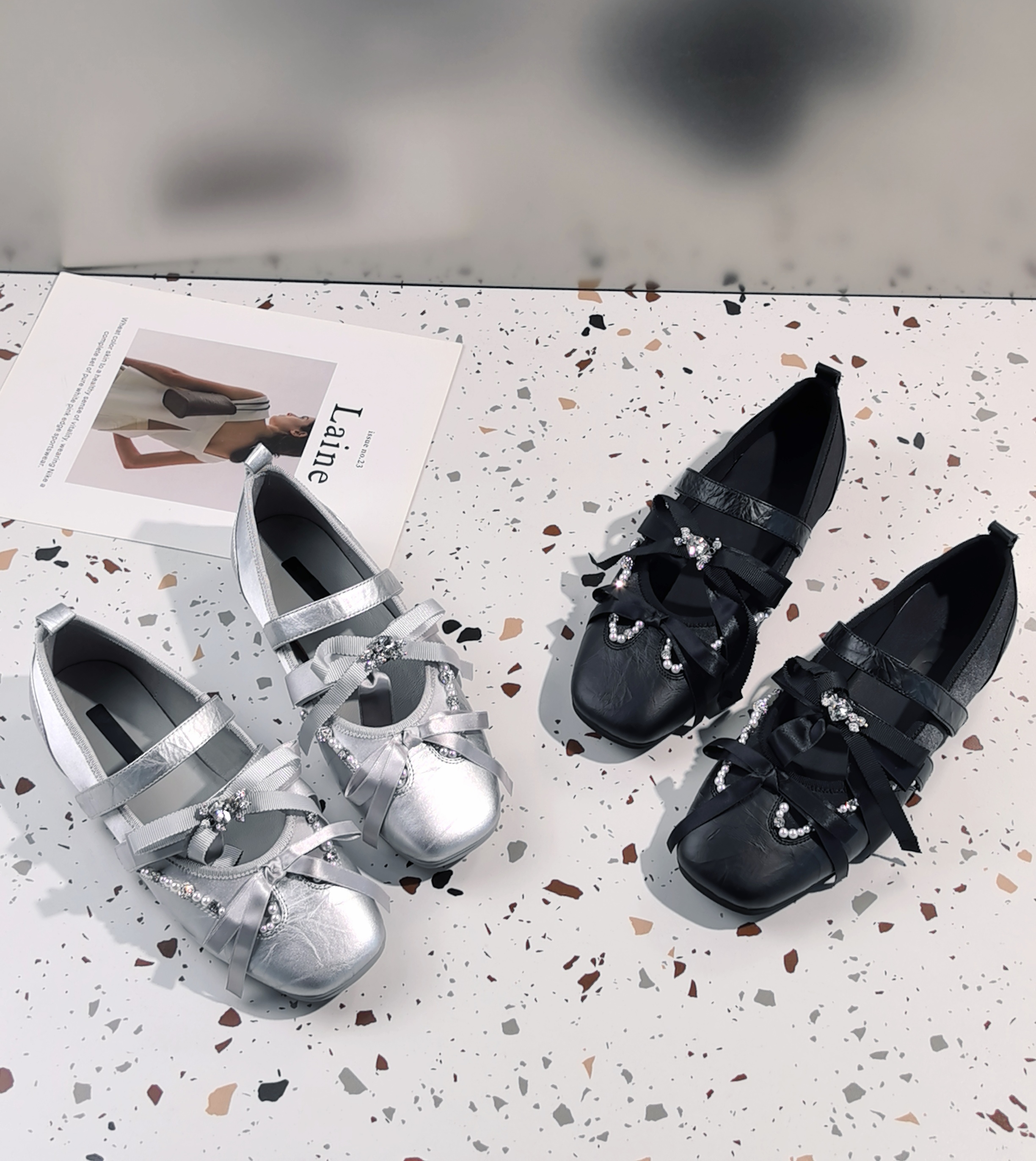 欧货水钻乐福鞋女2025新款蝴蝶结气质方头魔术贴舒适玛丽珍单鞋