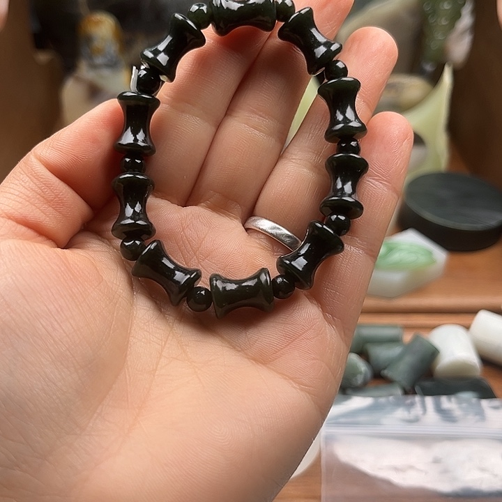 和田玉未镶嵌手链