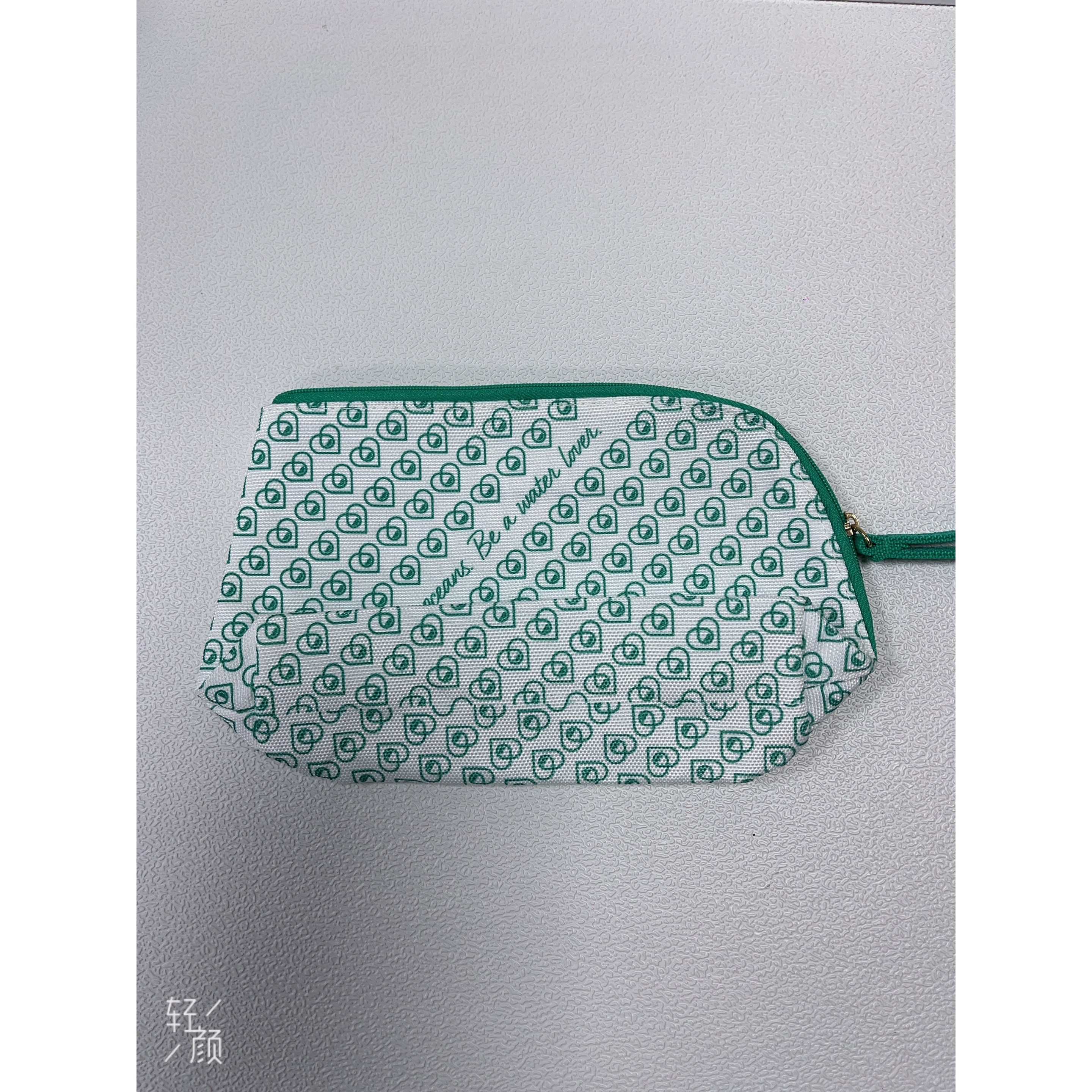 【泉】绿爱心收纳包006