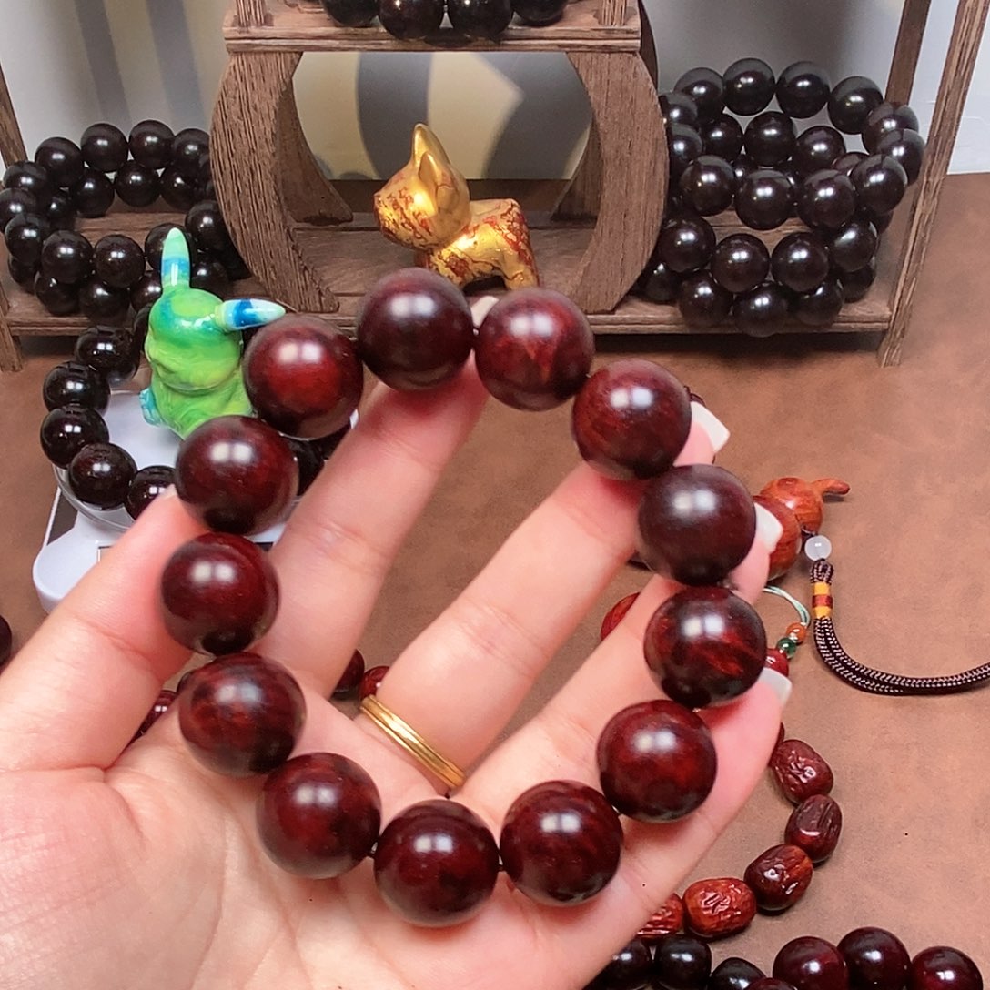 檀香紫檀（小叶紫檀）秋*1.8留疤水波金星