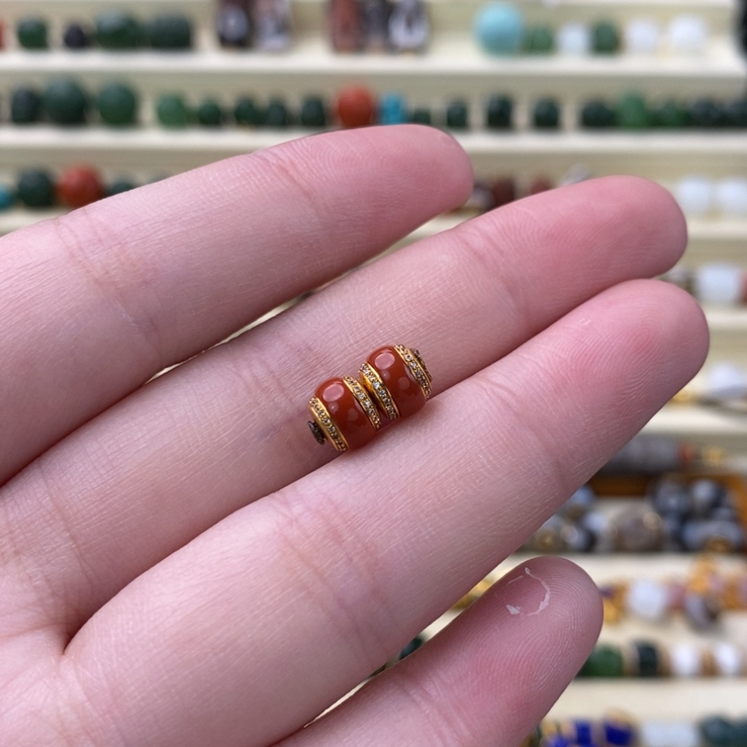 ****照南红玛瑙18K金镶嵌颈饰