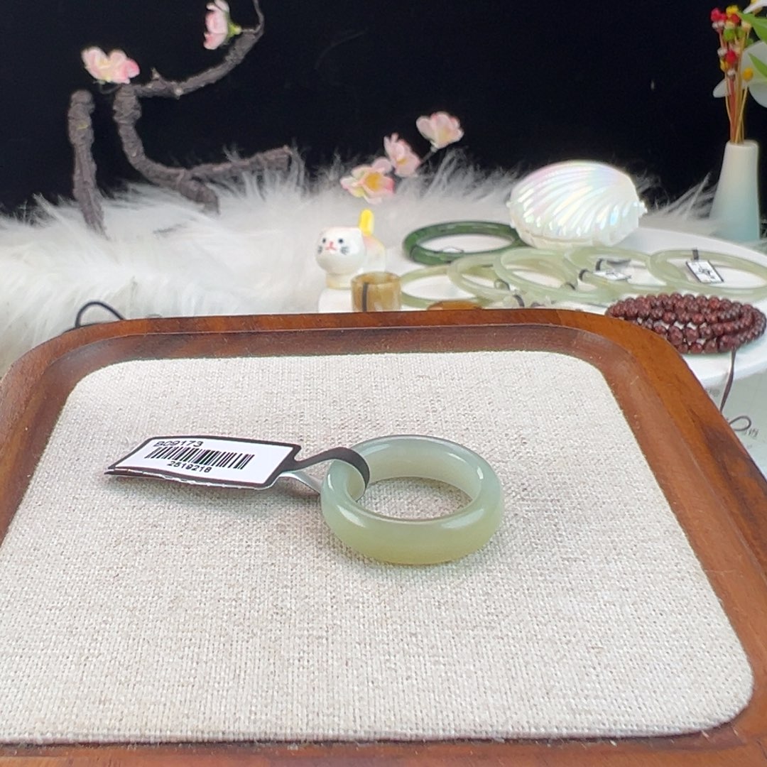 和田玉未镶嵌戒指w30晴水绿窄轮胎16.6不退不换