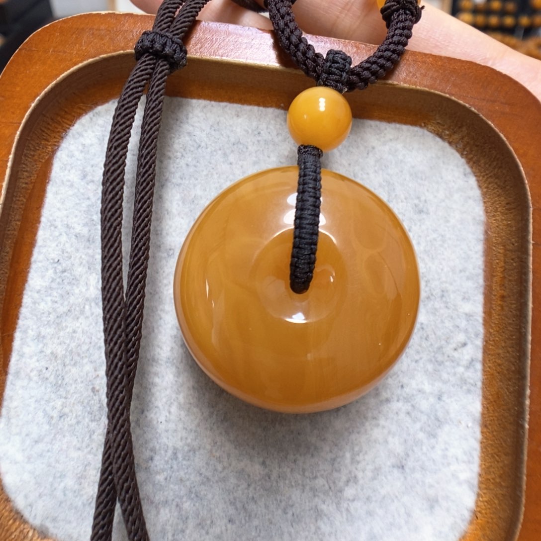 蜜蜡颈饰未镶嵌蜜蜡