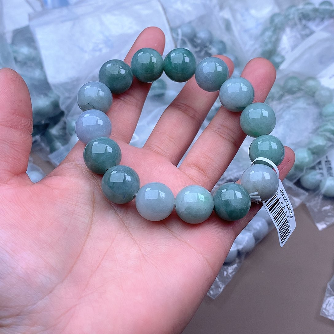 未镶嵌手串定制翡翠