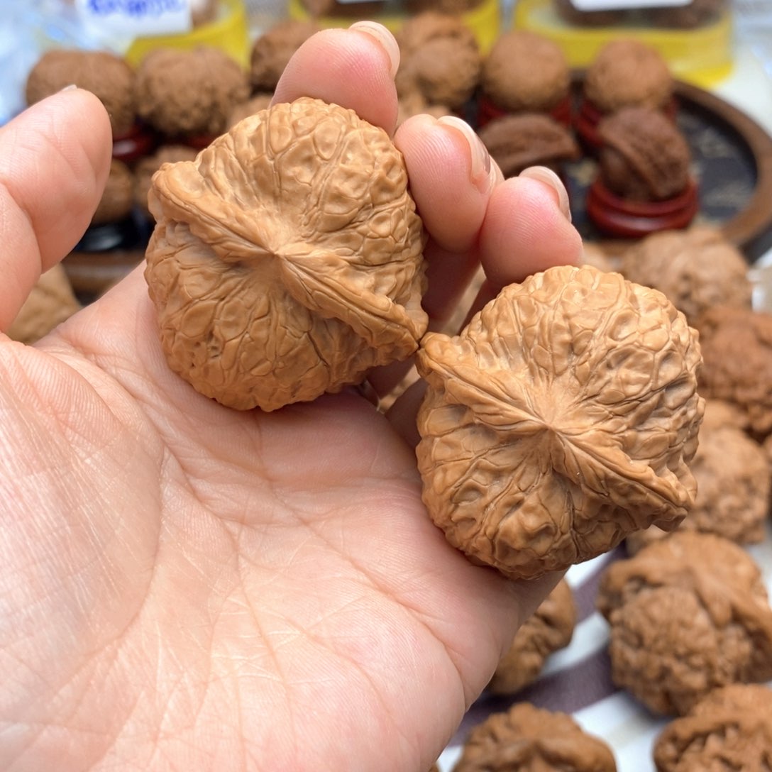 【闪购商品】文玩核桃吊坠43尺全品南瓜