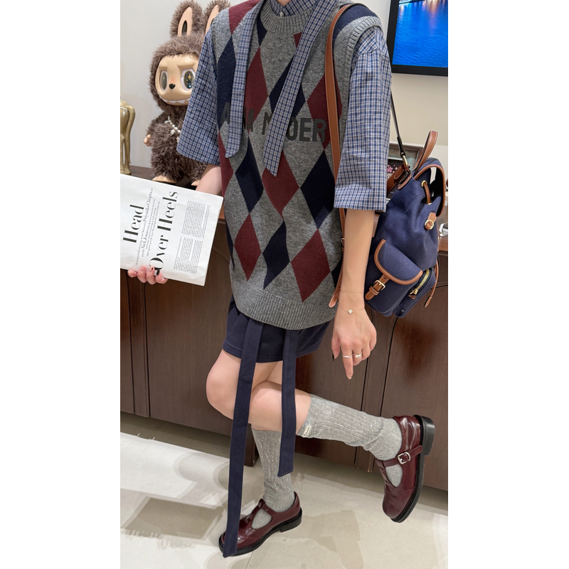 现货2025秋新款潮牌女装圆领菱格马甲针织套头背心女洋气休闲装