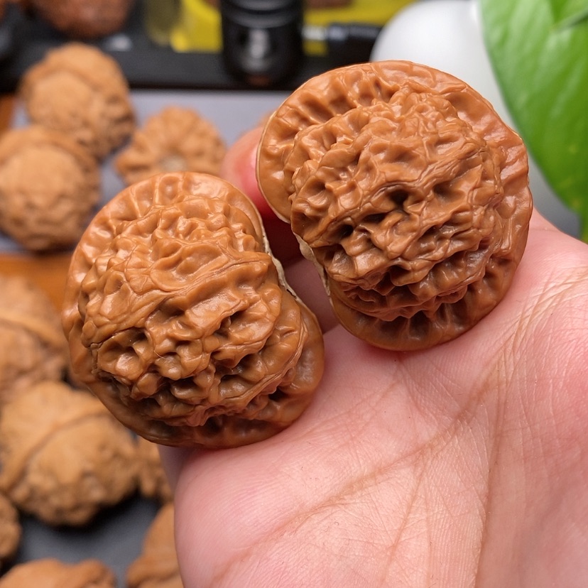 【闪购商品】文玩核桃把件?*?宫灯全品40.5