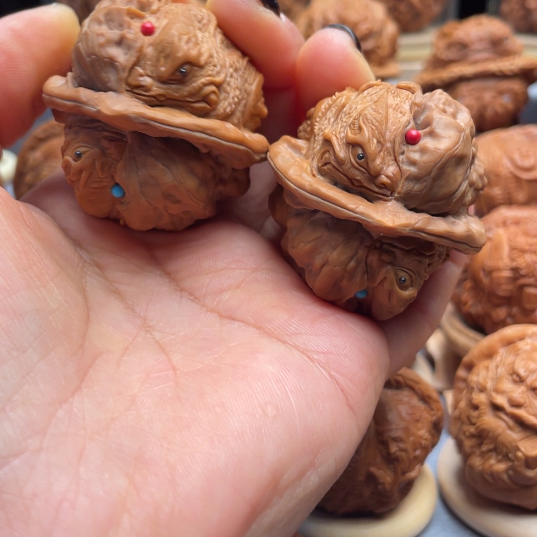 用***6手串/手链核桃龙蝉蜕变蛤蟆头核桃雕刻