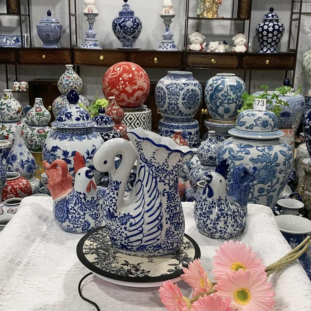 【闪购商品】摆件天鹅瓶瓷器22.20…………………………