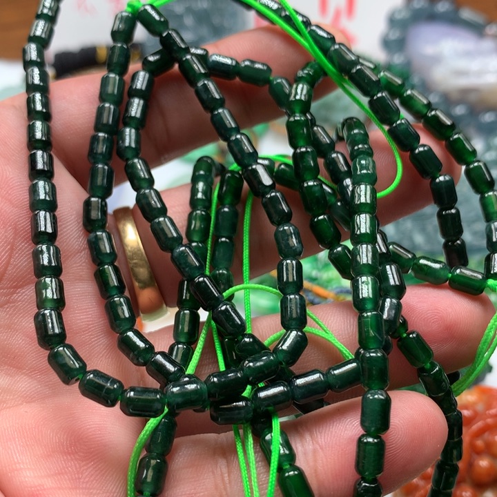 翡翠颈饰未镶嵌保真天然a货翡翠